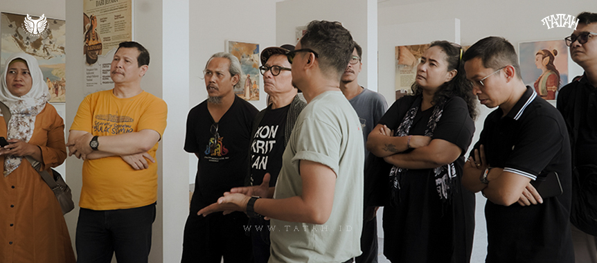 Nano Warsono Bersama Tim Kurator Dan Tim Riset Berkunjung Di Pameran Ratu Kalinyamat Di Mantingan