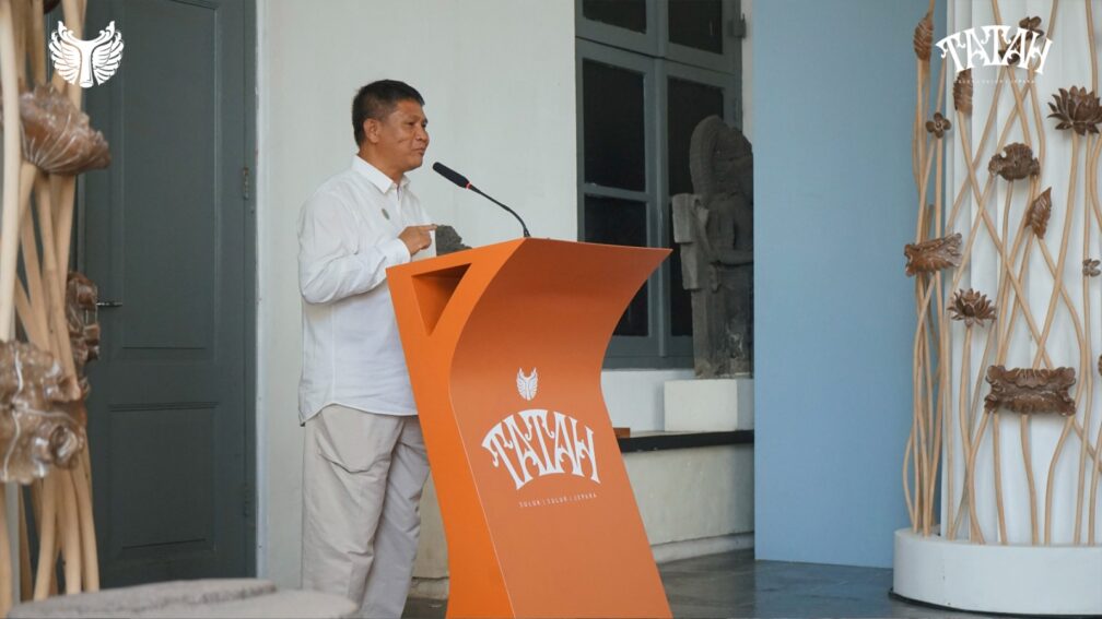 Ketua Himki Pusat Abdul Sobur Sambutan Pameran Tatah