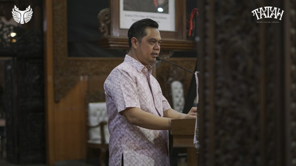 Bupati Jepara Witiarso Utomo Memberiikan Sambutan Di Pendopo Kartini Jepara