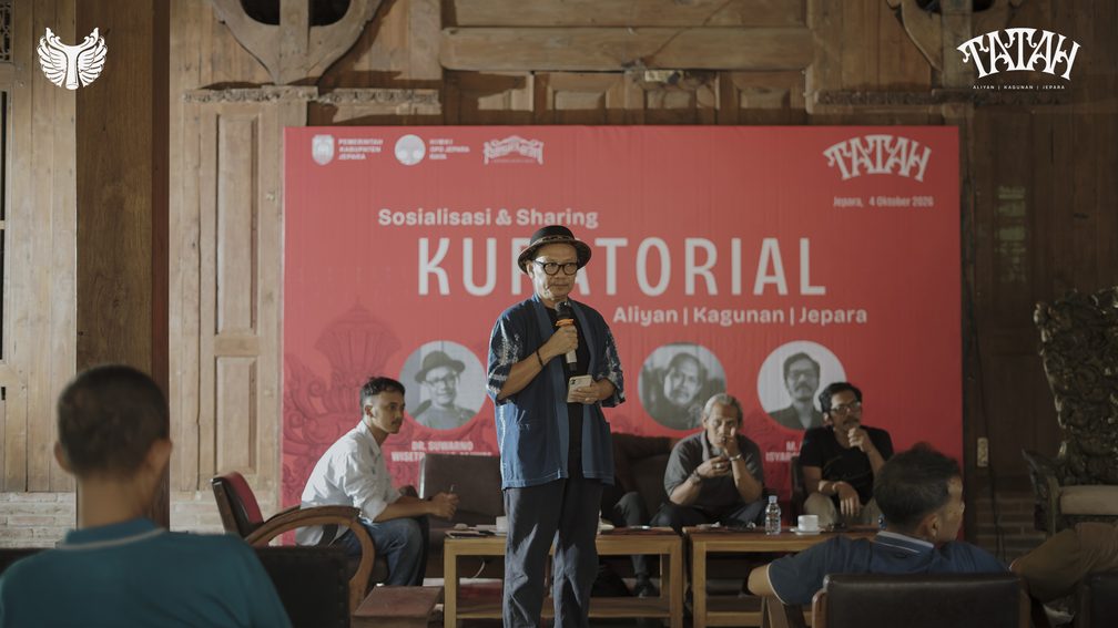 Kurator Tatah 2027 Suwarno Wistrotomo Memberikan Sambutan