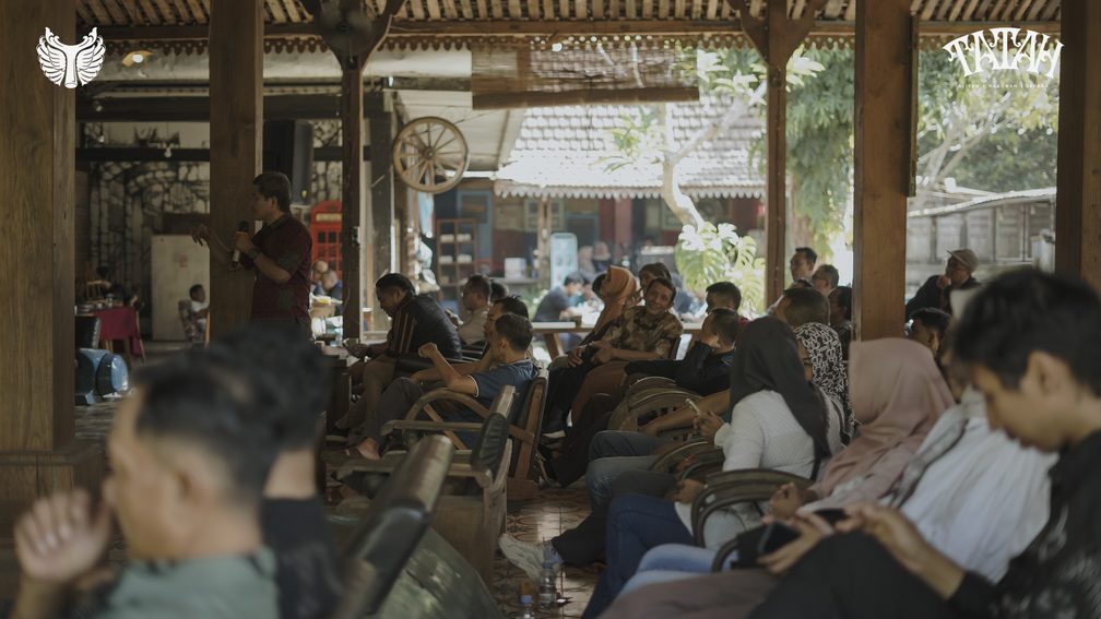 Peserta Sosialisasi Dan Sharing Kuratorial Tatah 2027 Di Enjang, Jepara