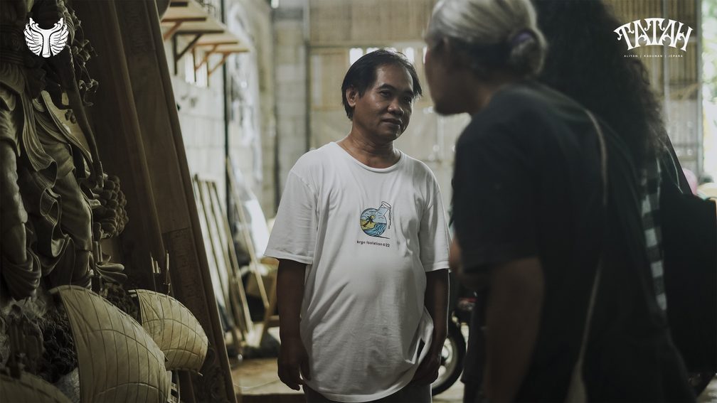 Sutrisno Berbincang Di Workshop Jepara Carver, Senenan, Jepara